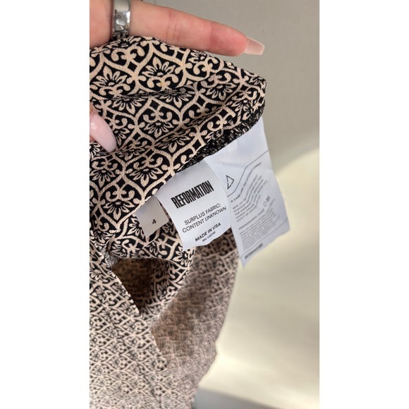 $248 Reformation Mini Dress Womens Small Tan Black Tie Shoulder Medallion Print - Picture 3 of 6